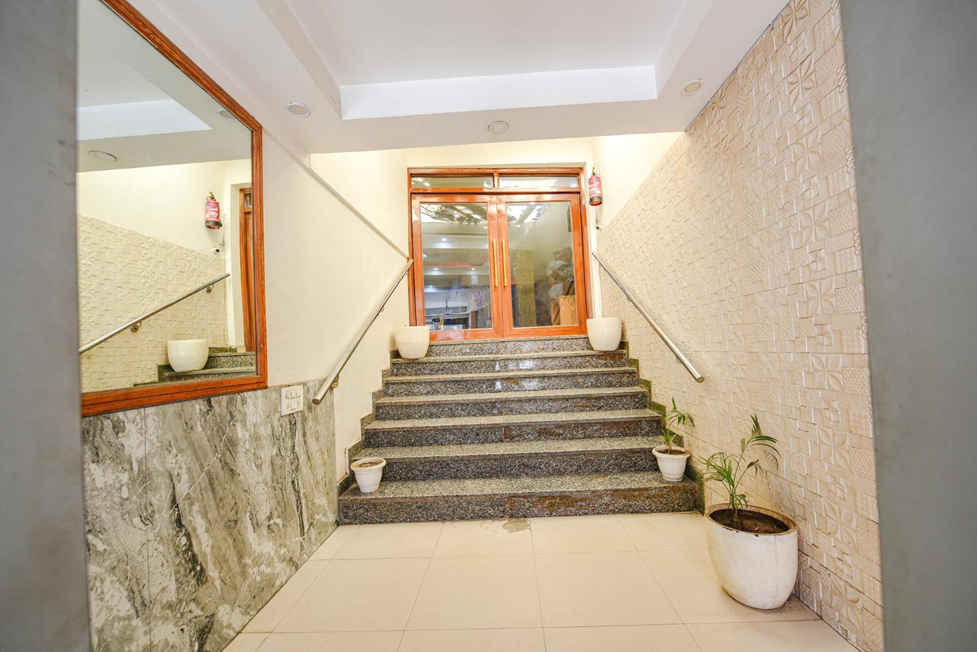 Fabhotel Aman Near Igi Airport New Delhi