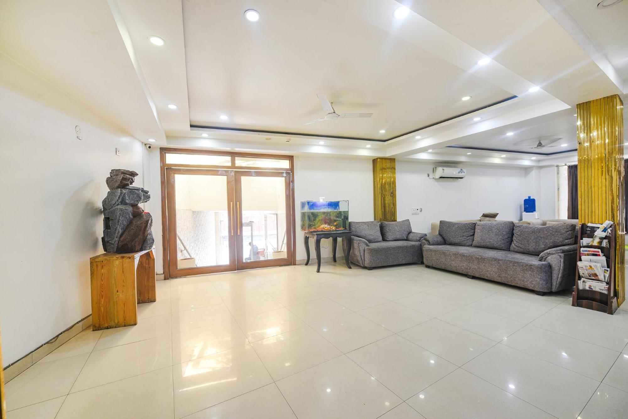 Fabhotel Aman Near Igi Airport